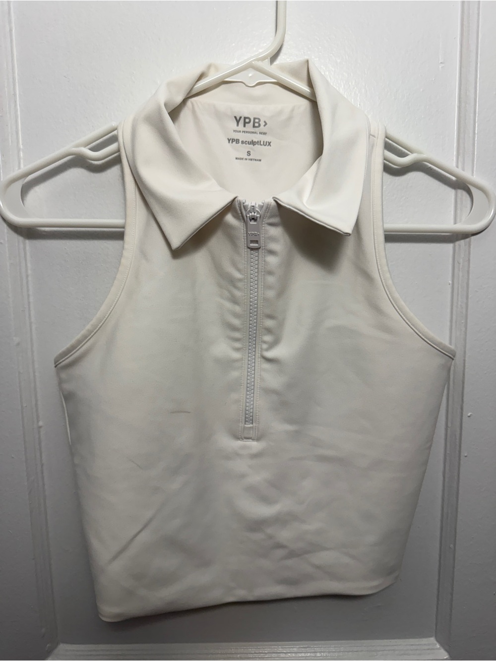 A&F SculptLux White Cropped Sleeveless Top